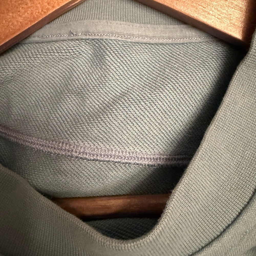 Lululemon Chambray All Yours Logo Crewneck Sweatshirt Light Blue 6 $118 - Picture 7 of 7